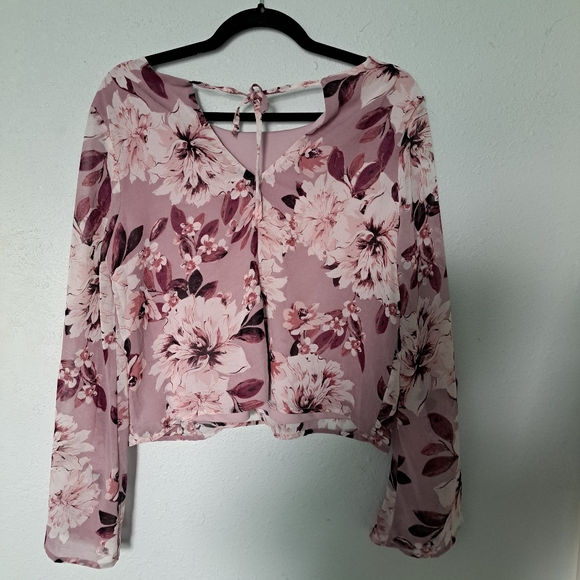 Charlotte Russe Lavender Floral Blouse - Picture 8 of 10